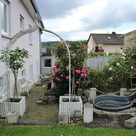 Lägenhet Neu! Nickel